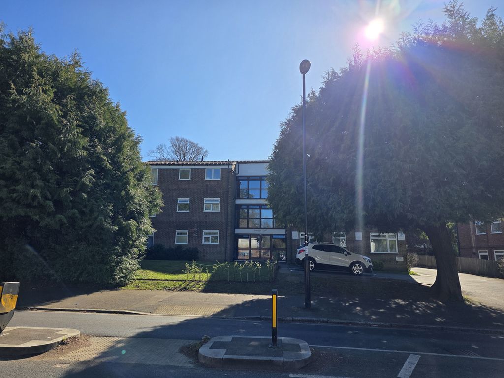 Property photo 1 of 21