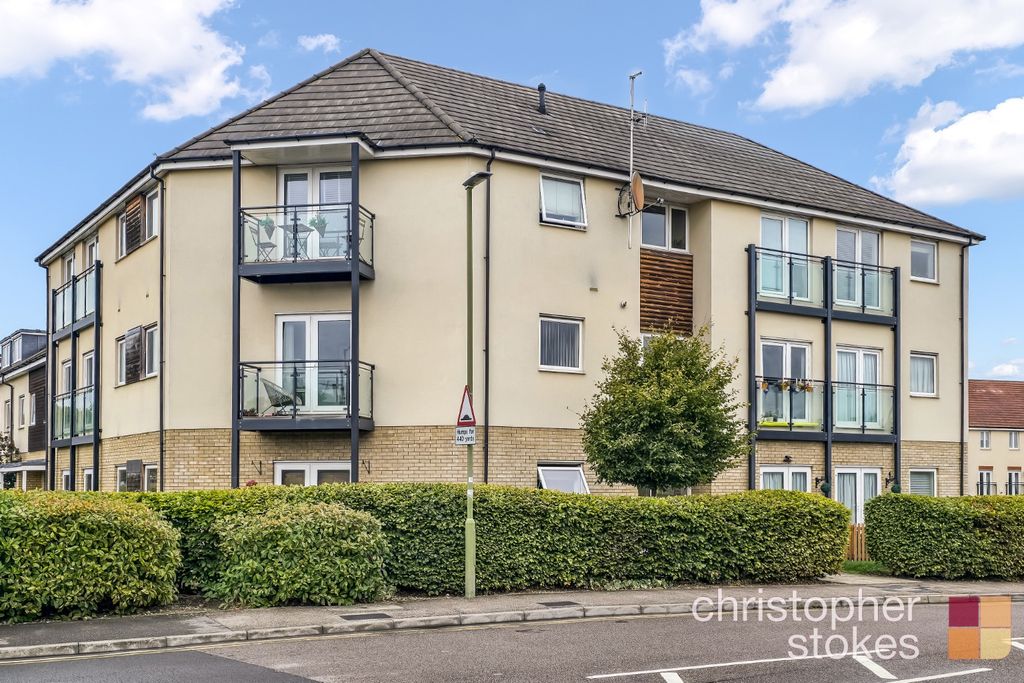 Property photo 1 of 13 4511582