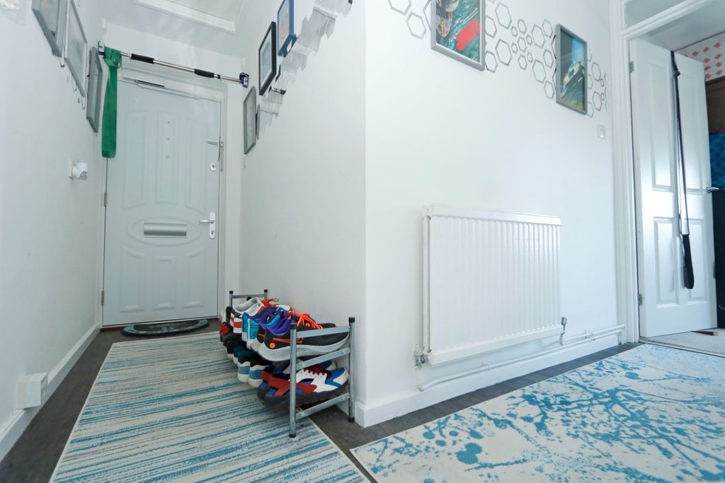 Property photo 3 of 13 3565336