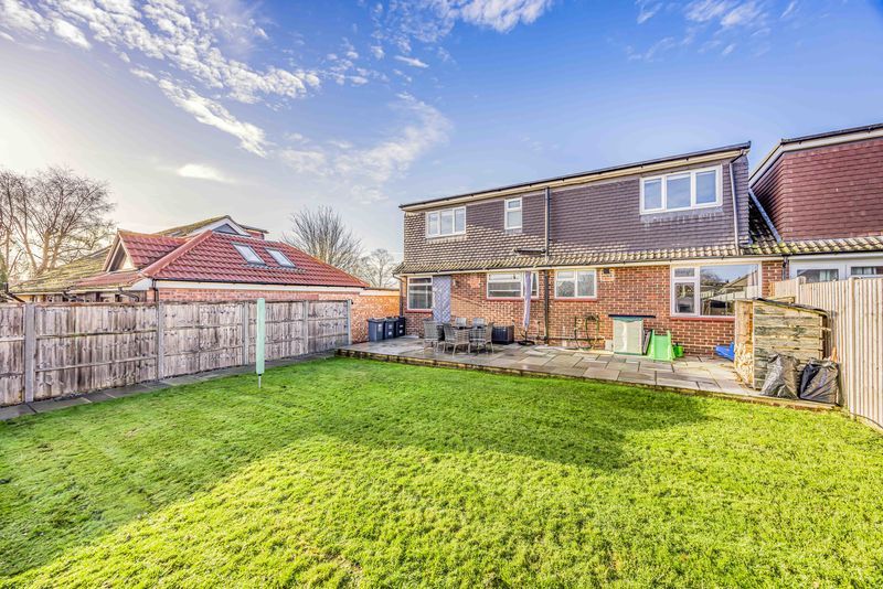 Property photo 1 of 19 Photo 18