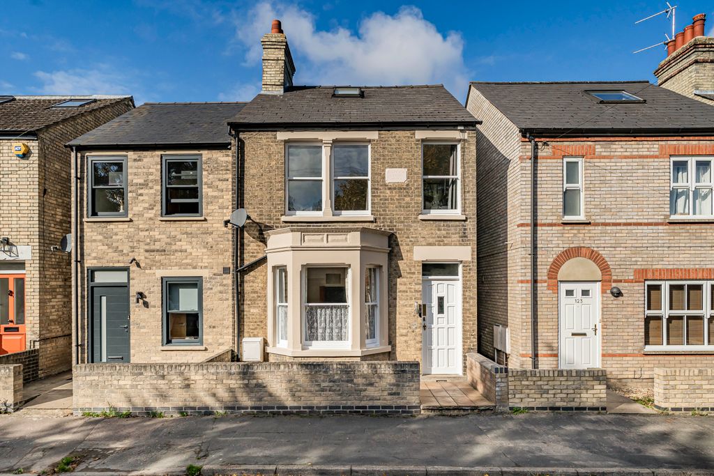 Property photo 1 of 19 265747