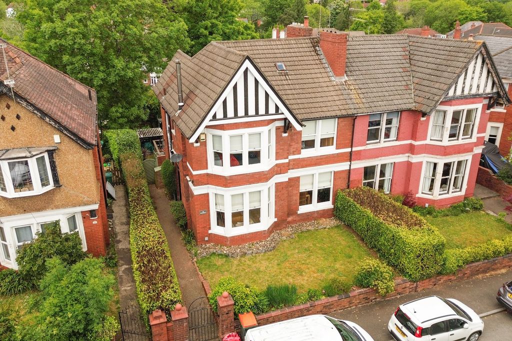 Property photo 1 of 40