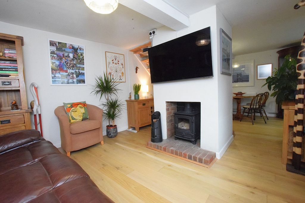 Property photo 2 of 16