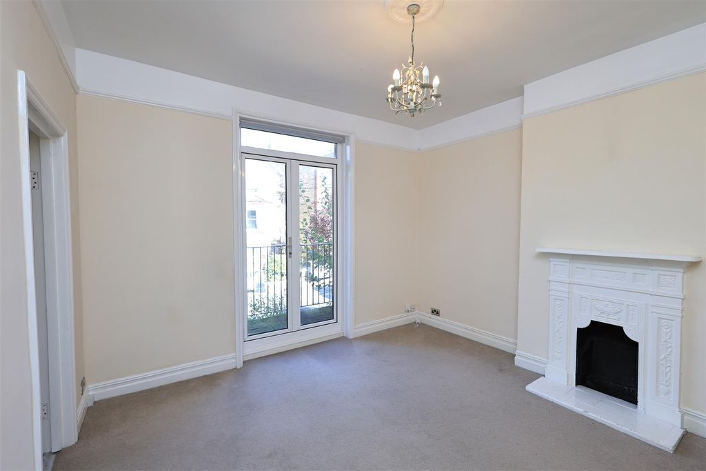 Property photo 3 of 12 Reception Room