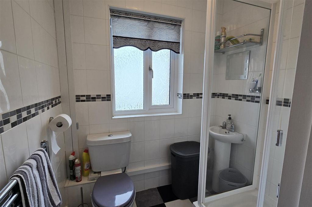 Property photo 3 of 12 Shower Room