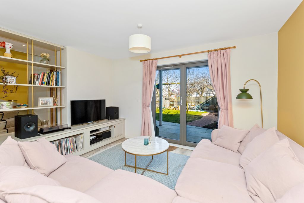 Property photo 3 of 24 Property Image 3