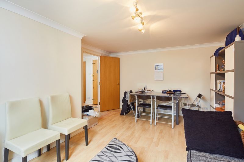 Property photo 2 of 9 Photo 11