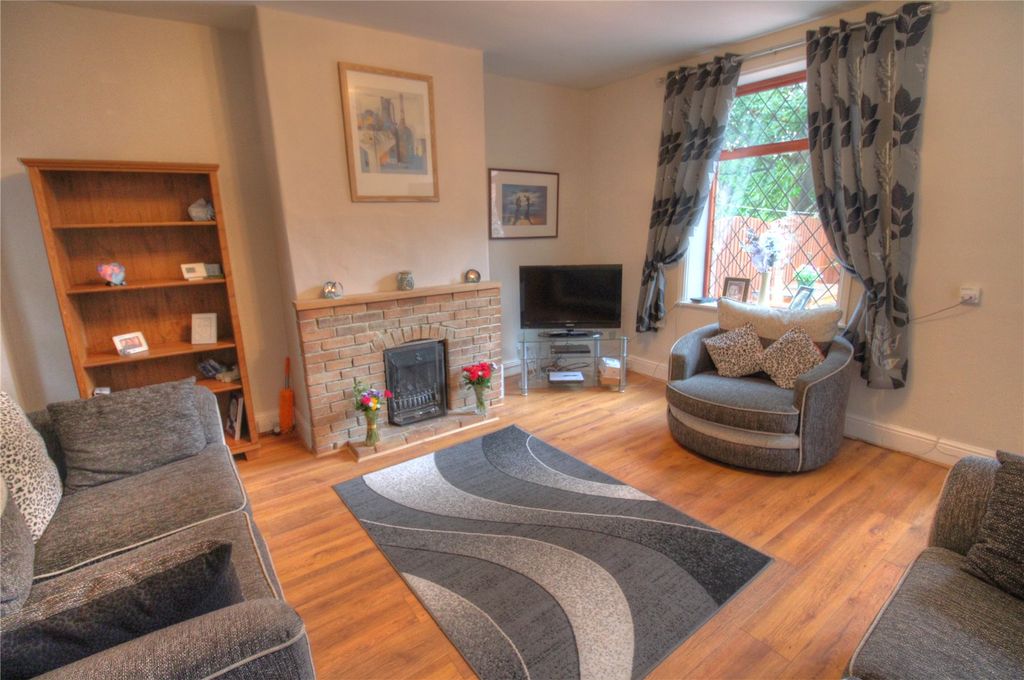 Property photo 2 of 8 Picture No. 05