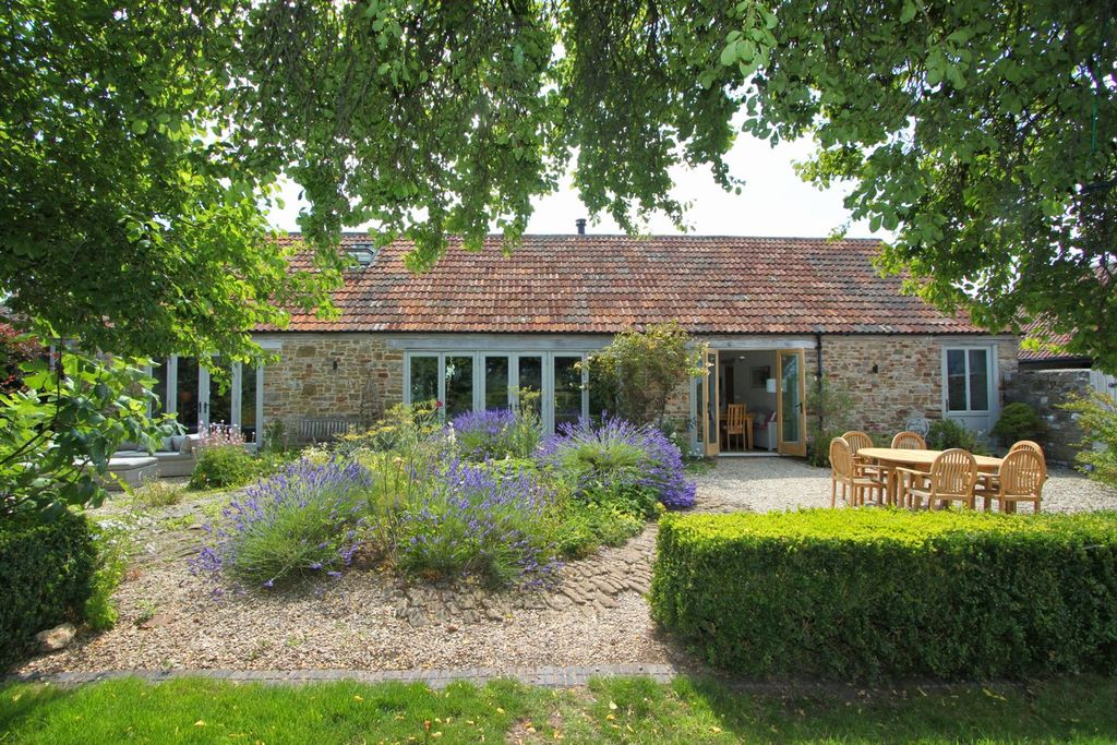 Property photo 3 of 29