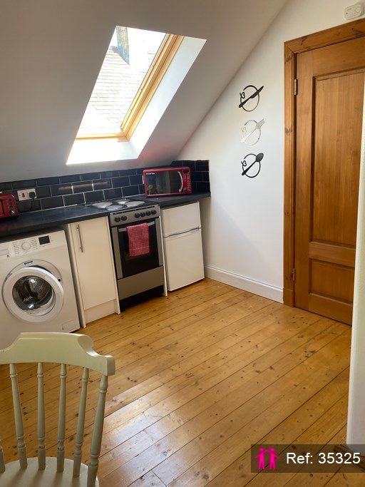 Property photo 1 of 28