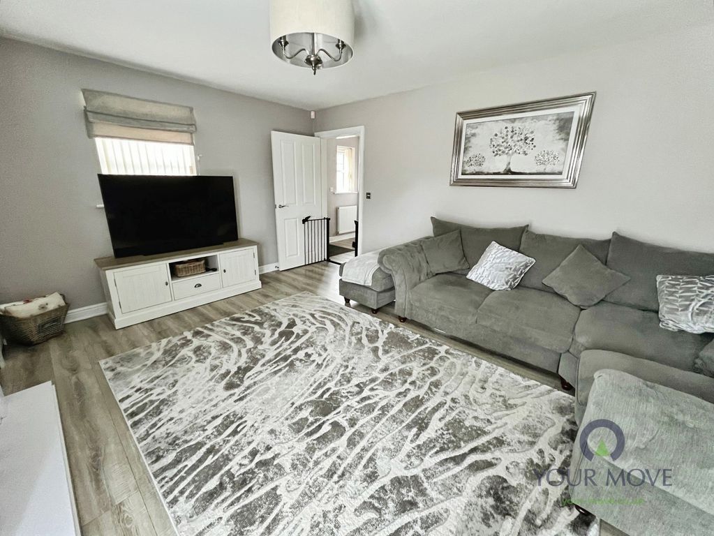 Property photo 3 of 14 Pbox-Img.Jpg