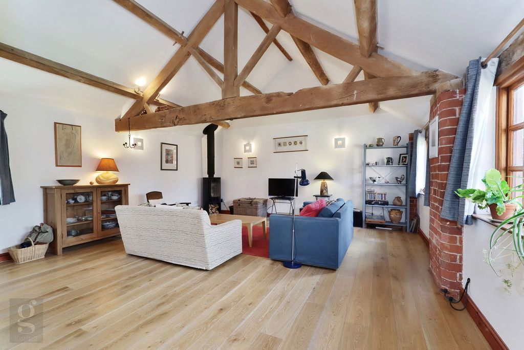 Property photo 3 of 40