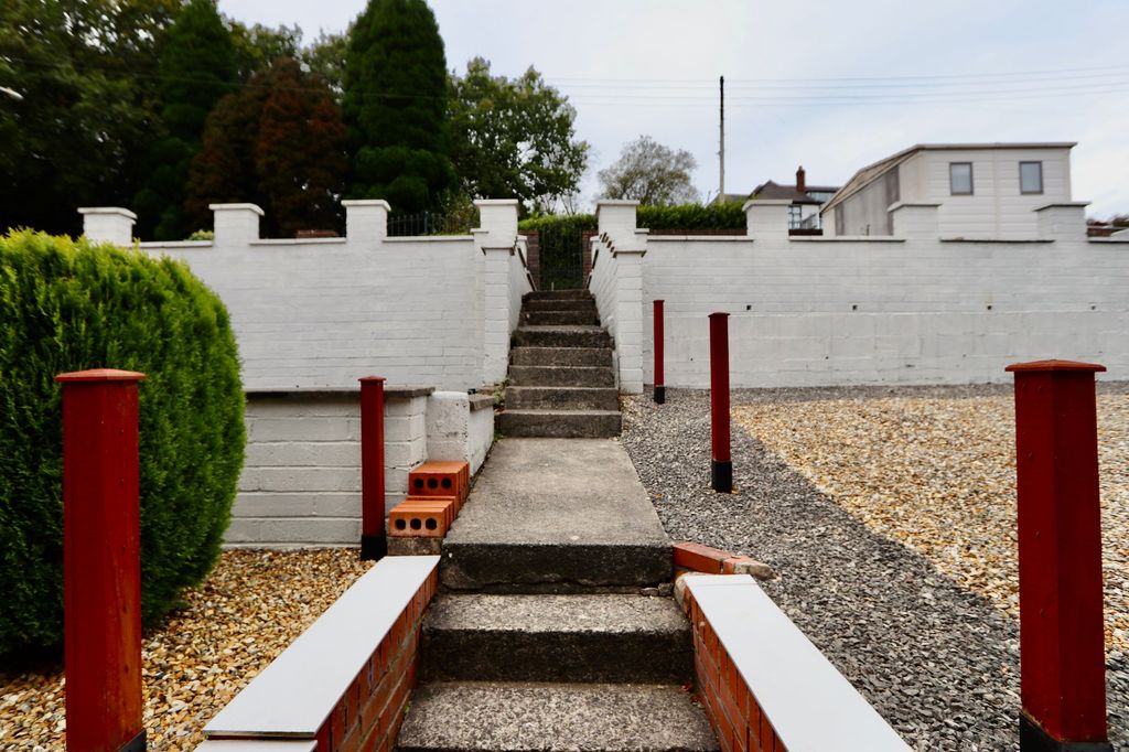 Additional image 22 of 3 bed detached bungalow for salePark Road, Newbridge NP11