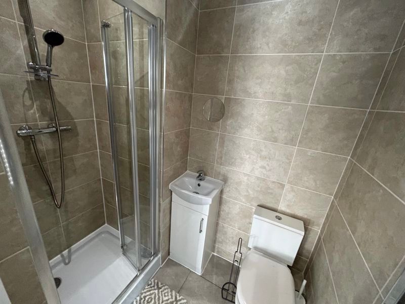 Property photo 2 of 7 Photo 9