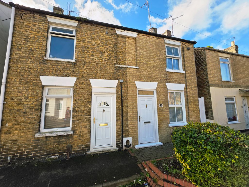 Property photo 1 of 8