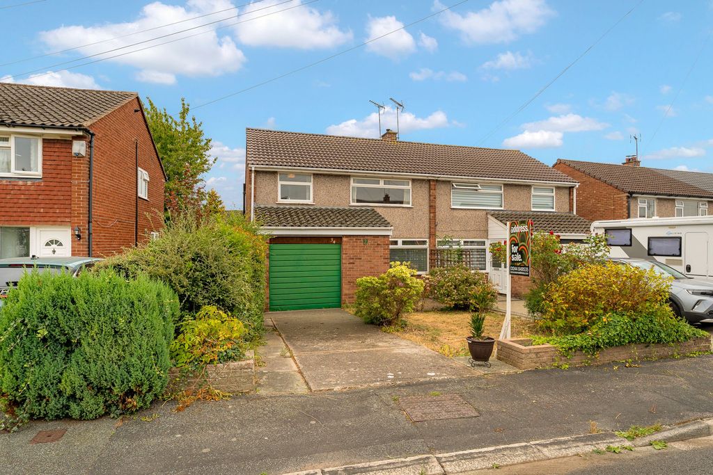 Property photo 1 of 28