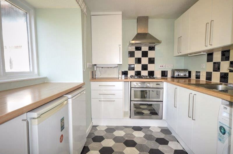 Property photo 3 of 7 Photo 3