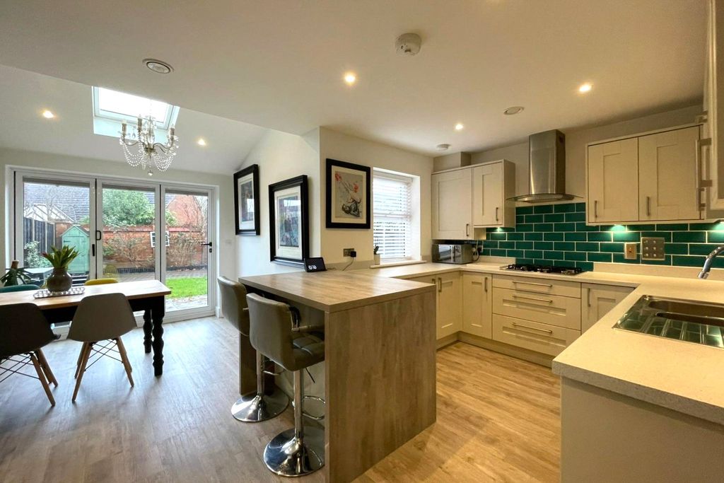 Property photo 2 of 10 Picture No. 02