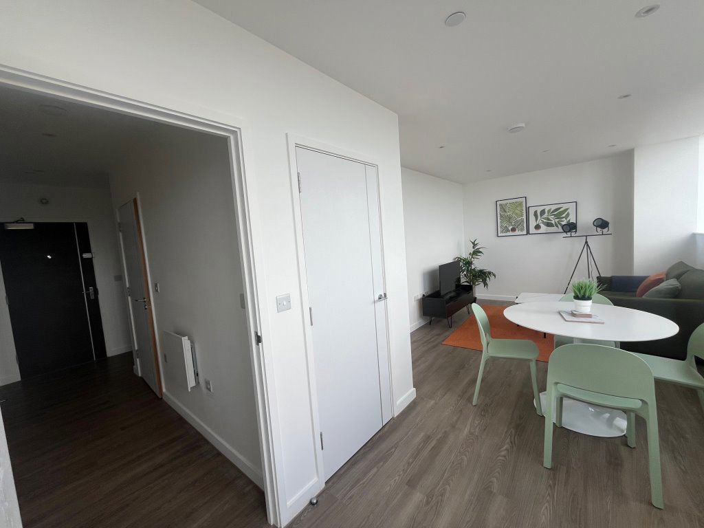 Property photo 3 of 6