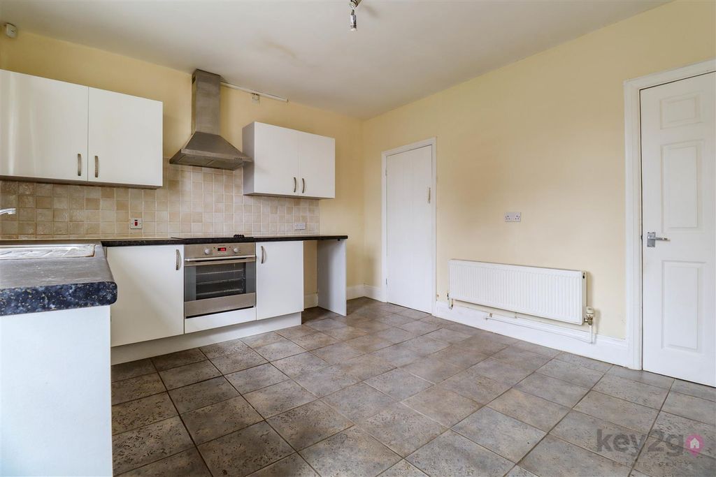 Property photo 3 of 16 Img_7972.Jpg