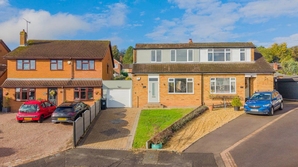 Property photo 1 of 41