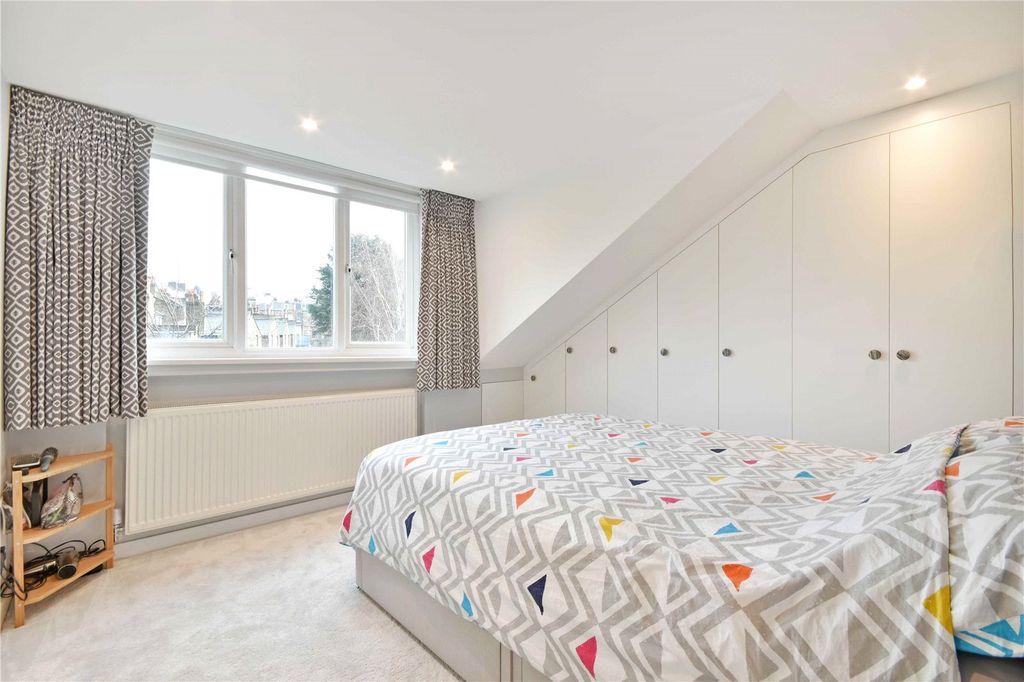 Property photo 3 of 13 Picture No. 07