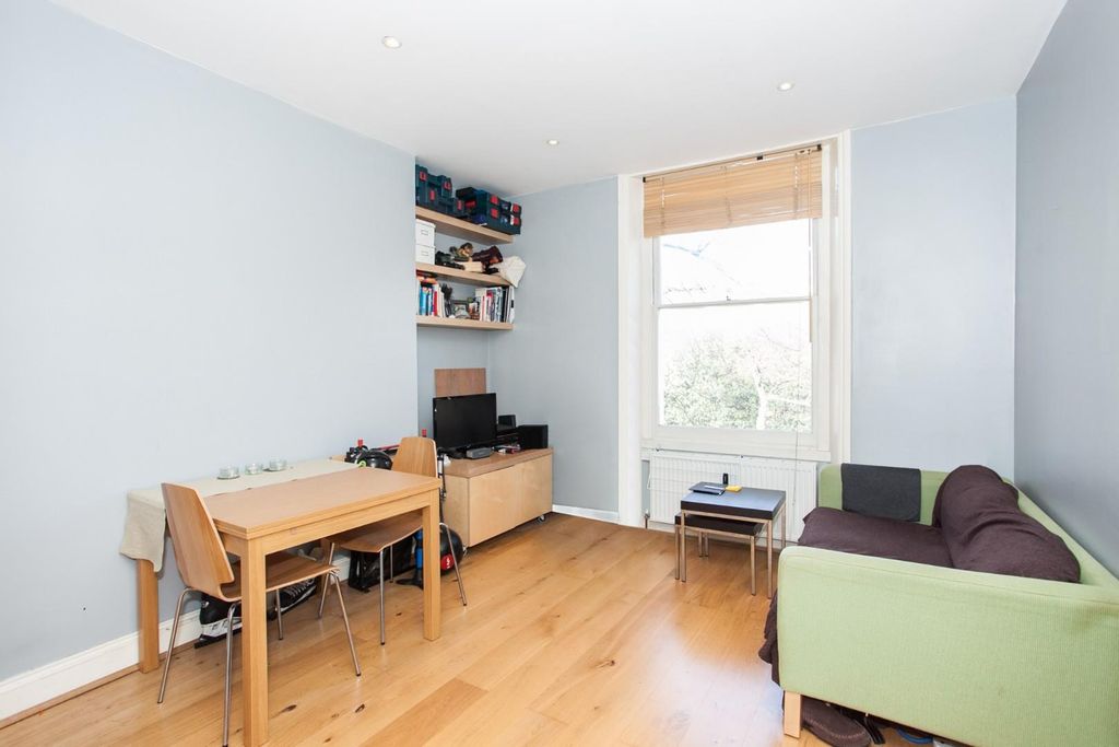 Property photo 2 of 5