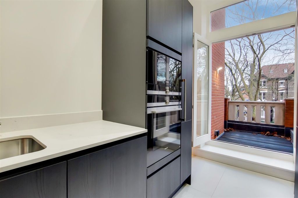 Property photo 2 of 19 6_Kitchen-0.Jpg