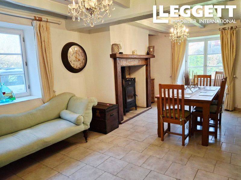 Property photo 3 of 10