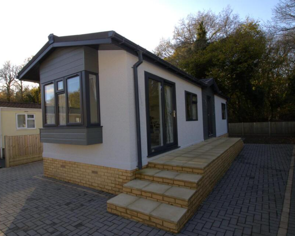 Property photo 2 of 11