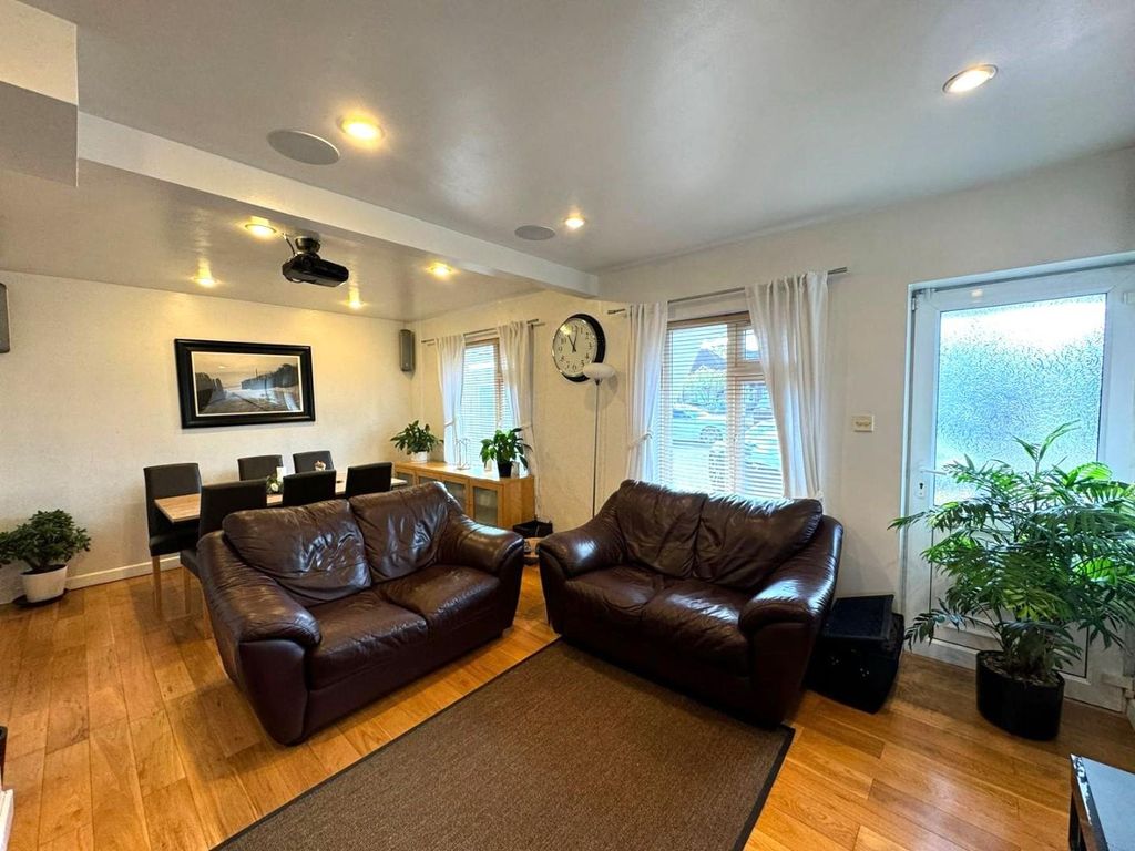 Property photo 2 of 30 2.Jpg