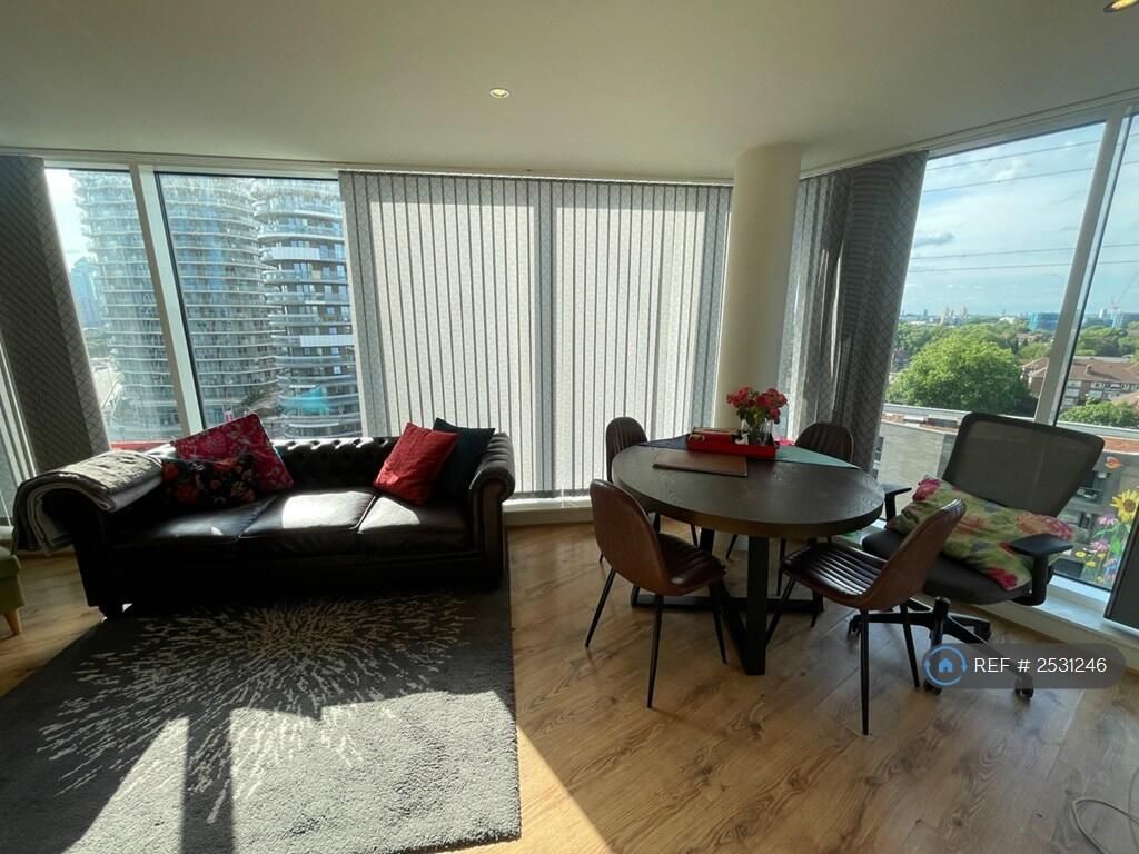 Property photo 3 of 11