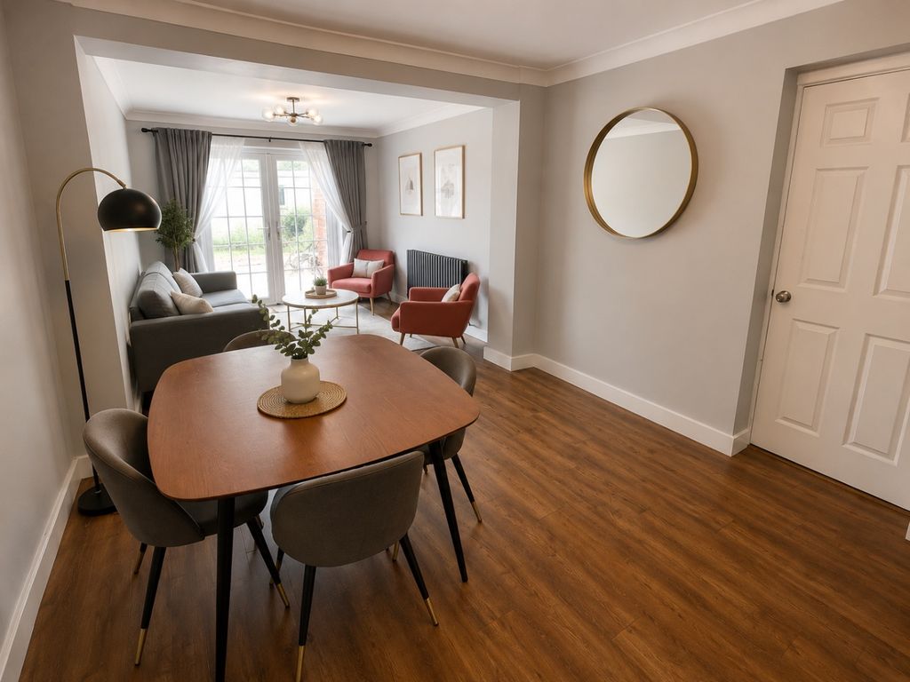 Property photo 3 of 12 5201952