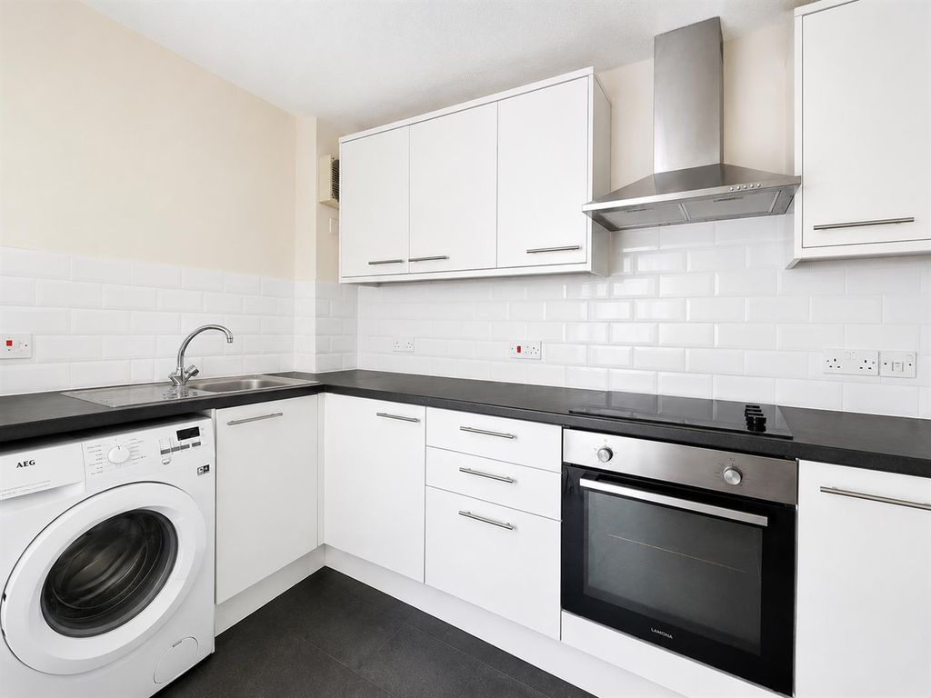 Property photo 3 of 5 0124F6F8-Bb78-4B4c-939F-7207390Deaed.Png