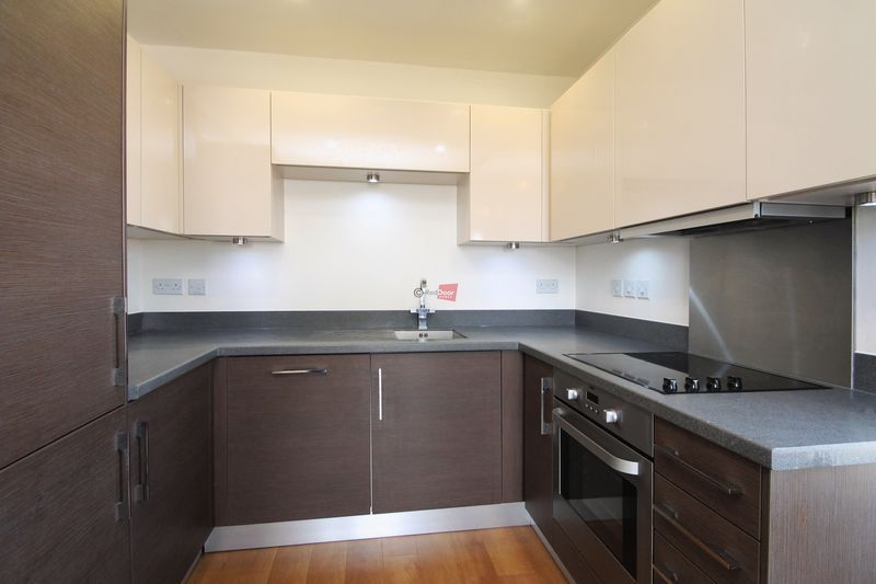 Property photo 3 of 8 Photo 7