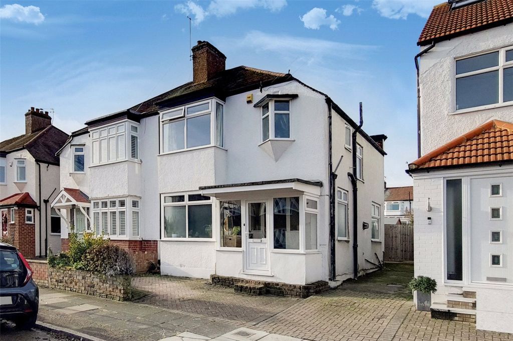 Property photo 1 of 14 Picture No. 01
