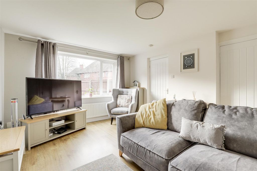 Property photo 2 of 23 07.Jpg