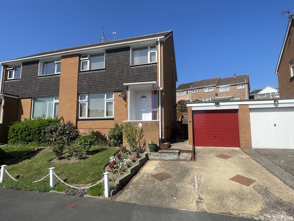 Property photo 1 of 15 Photo 2