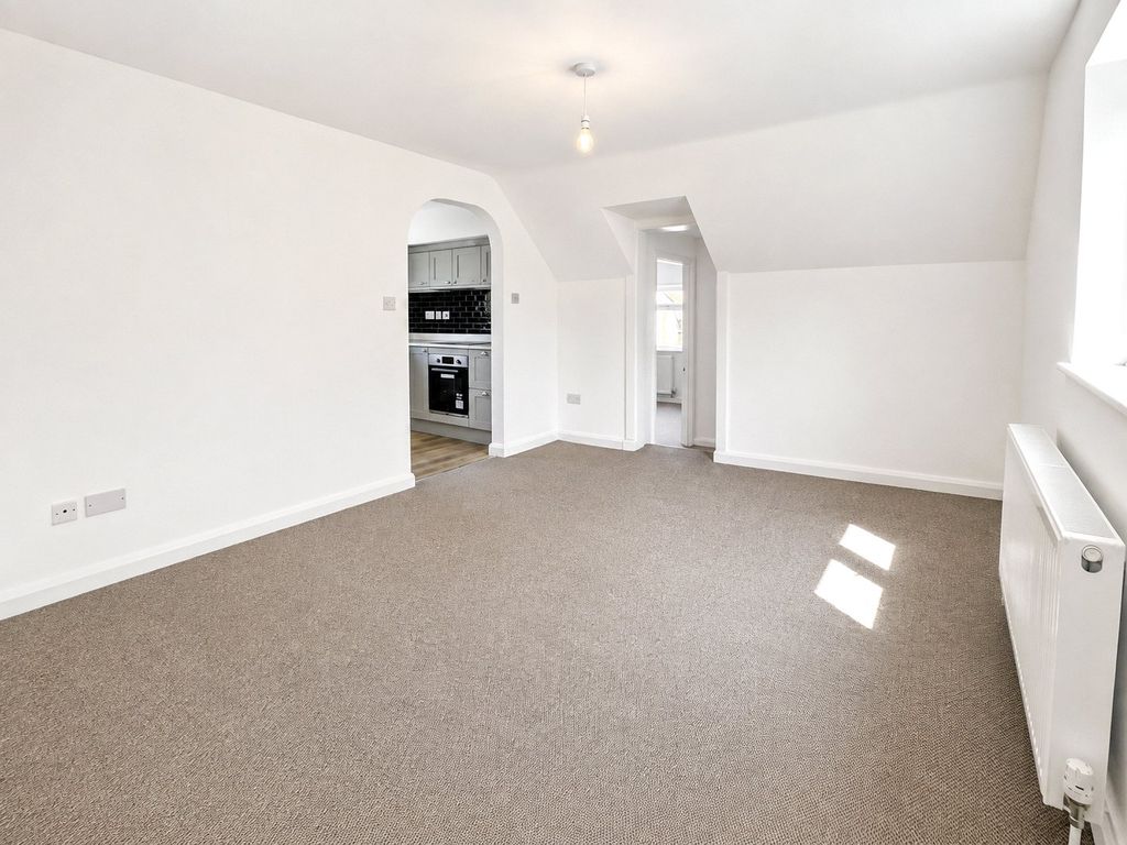 Property photo 3 of 7 Picture No. 02