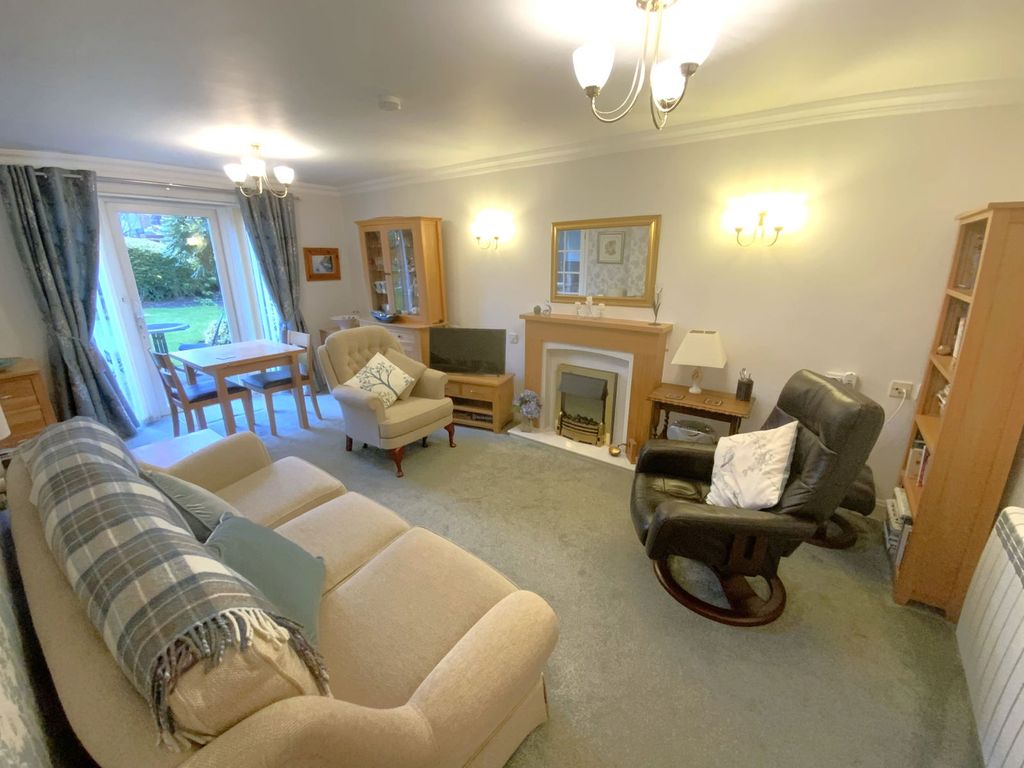 Property photo 3 of 11