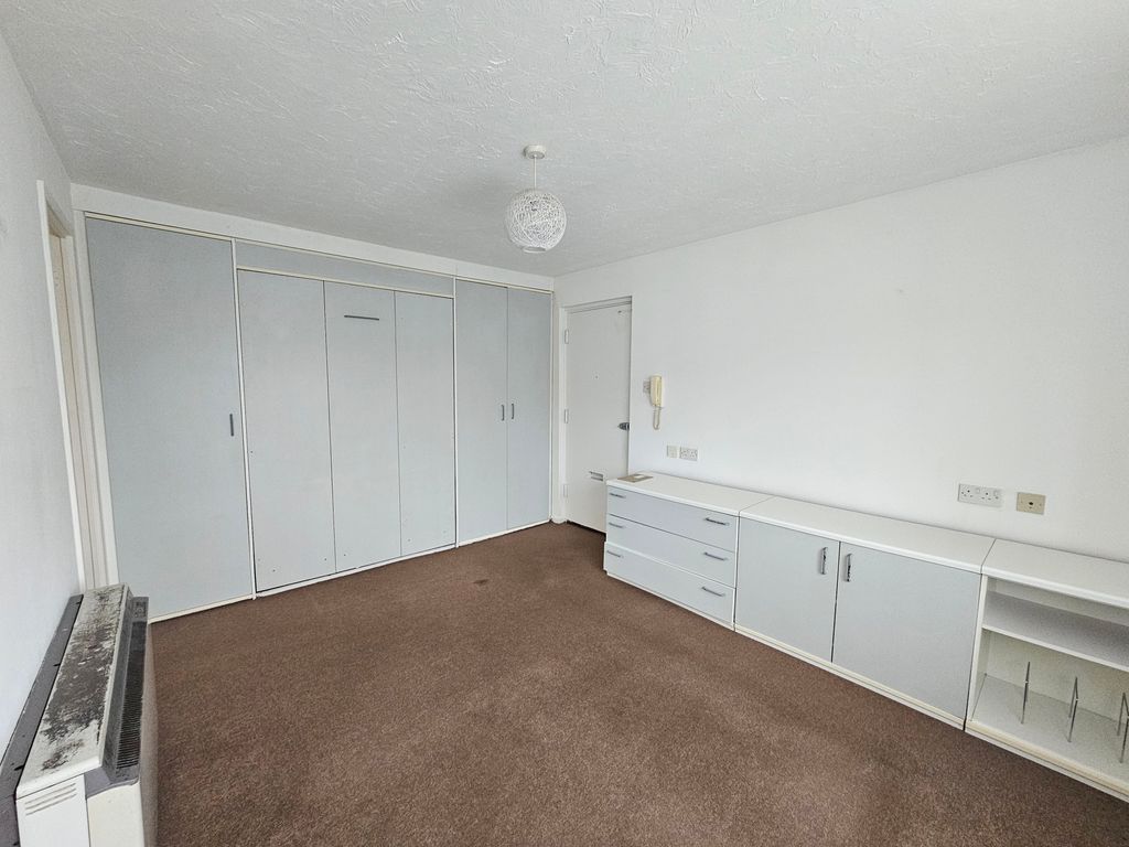 Property photo 3 of 4 Image