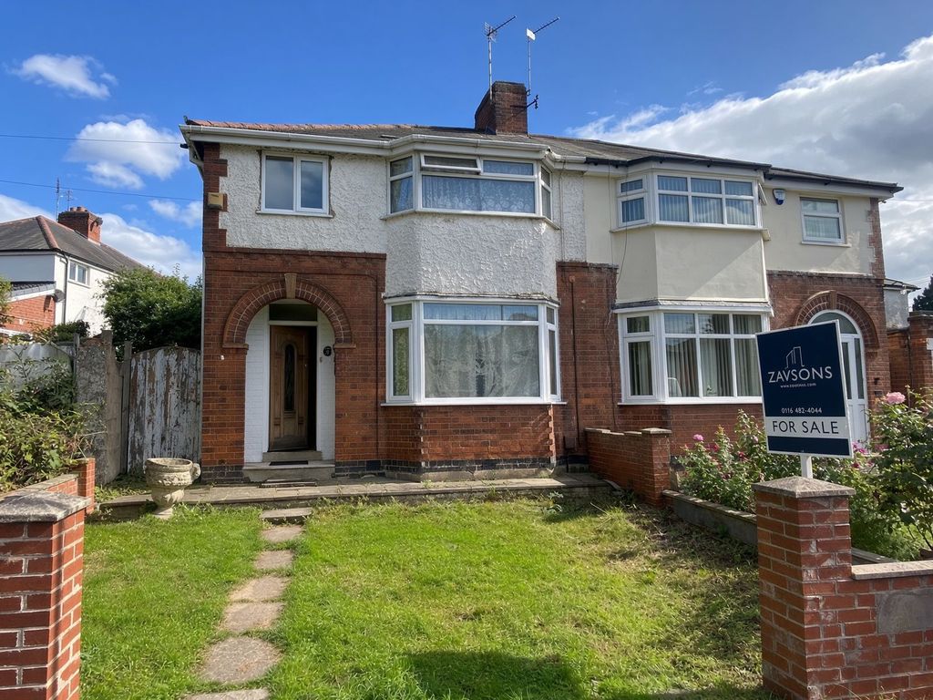 Property photo 2 of 13