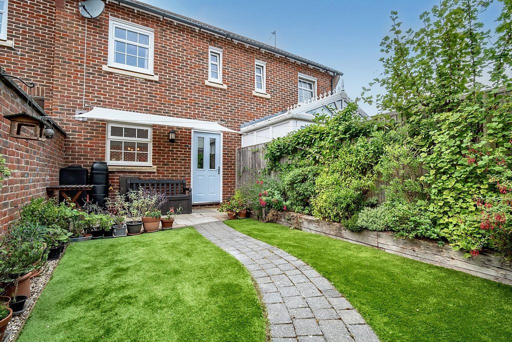 Property photo 3 of 18