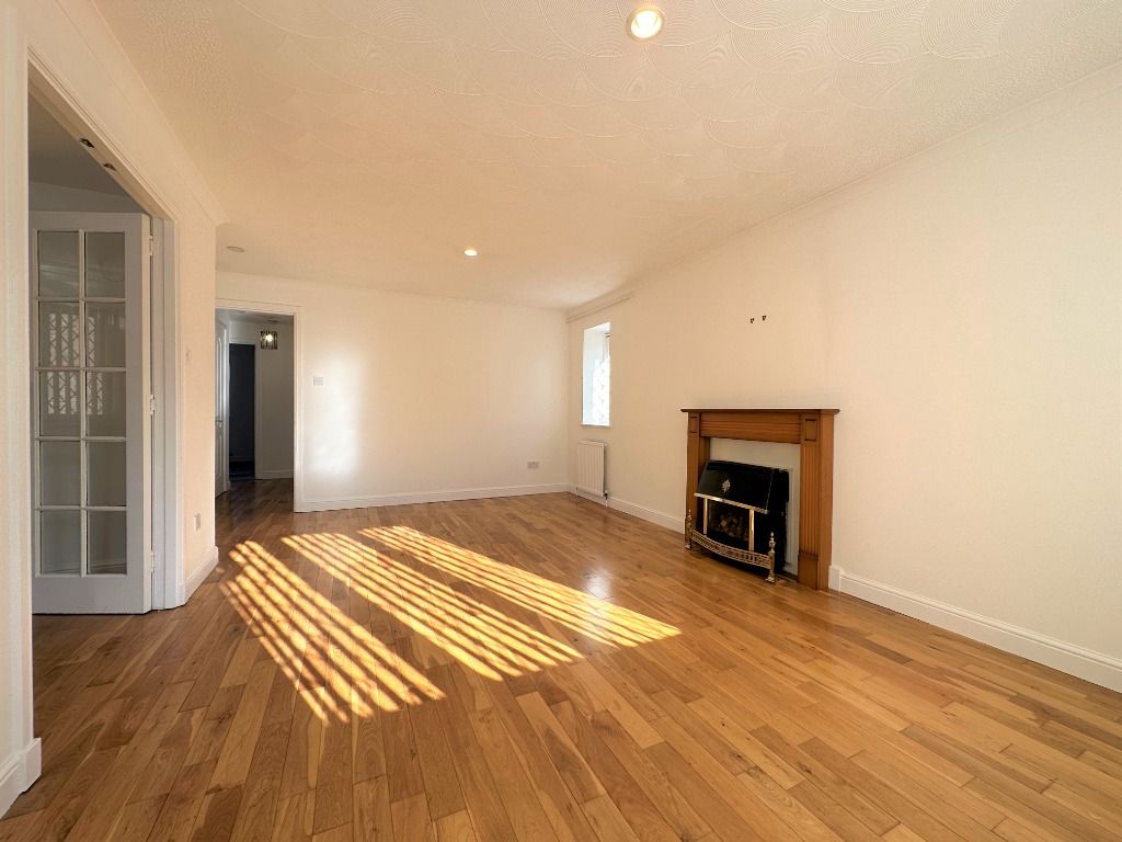 Property photo 3 of 13 Photo 3