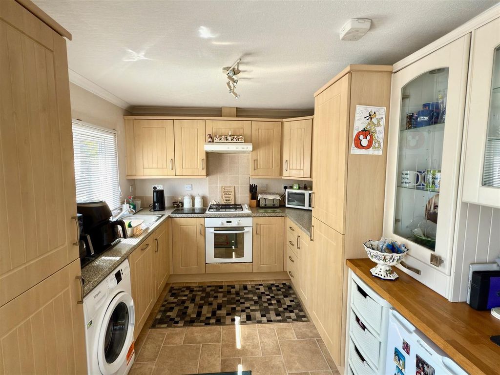 Property photo 3 of 12 Kitchen Area.Jpg