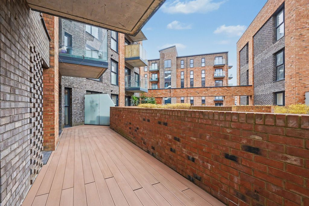 Additional image 21 of 2 bed flat for saleWilliam Mundy Way, Dartford DA1