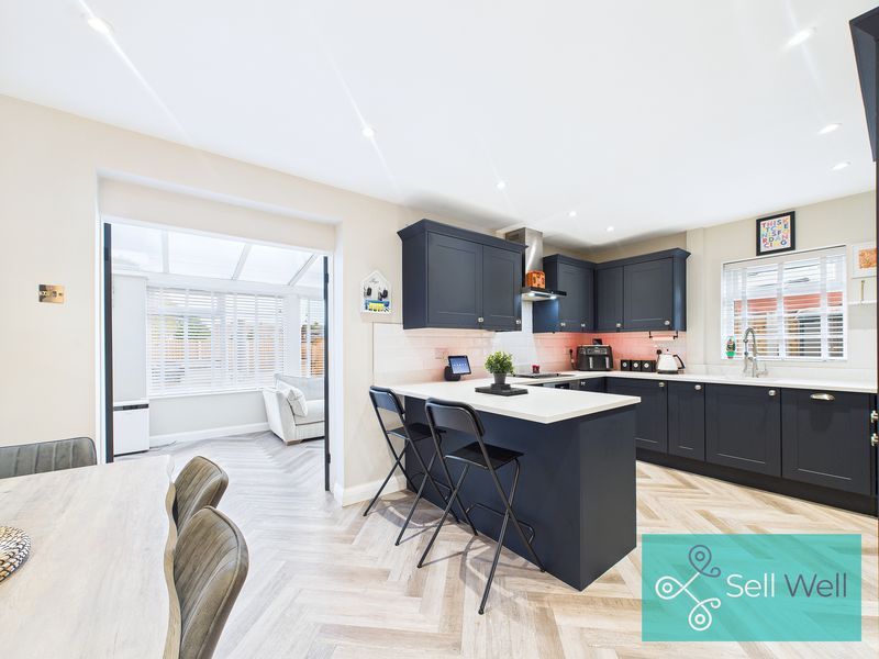 Property photo 3 of 27 Kitchen/Diner