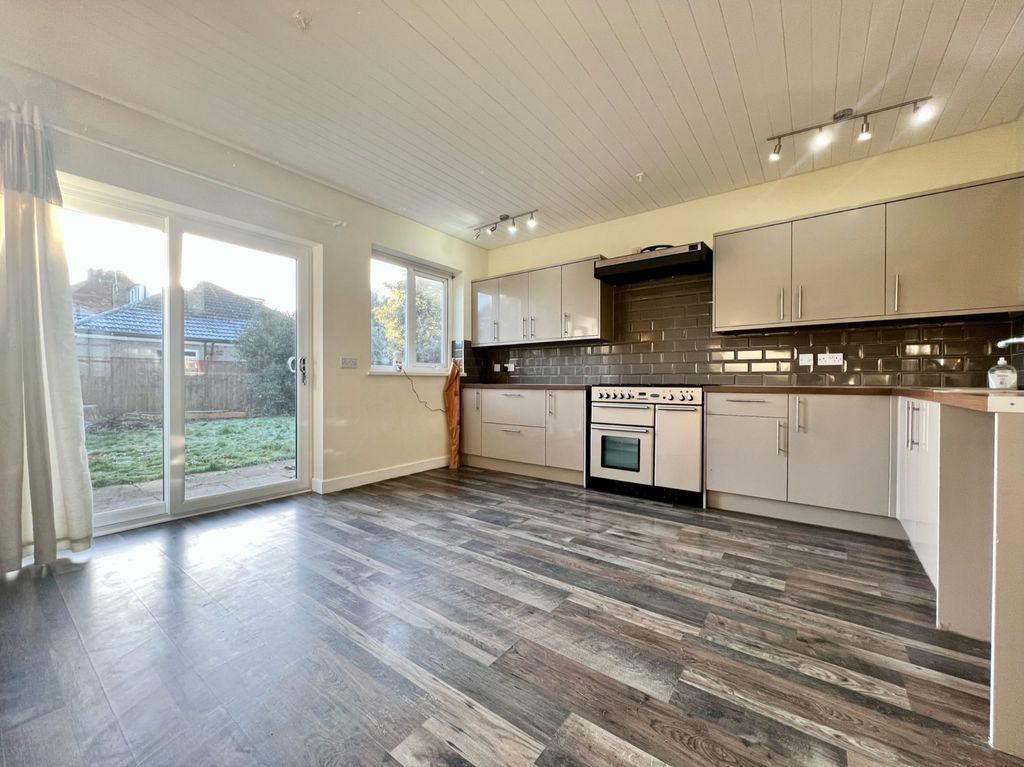 Property photo 3 of 13 0 General