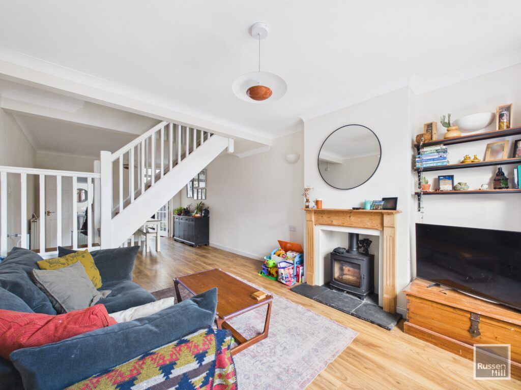 Property photo 3 of 12