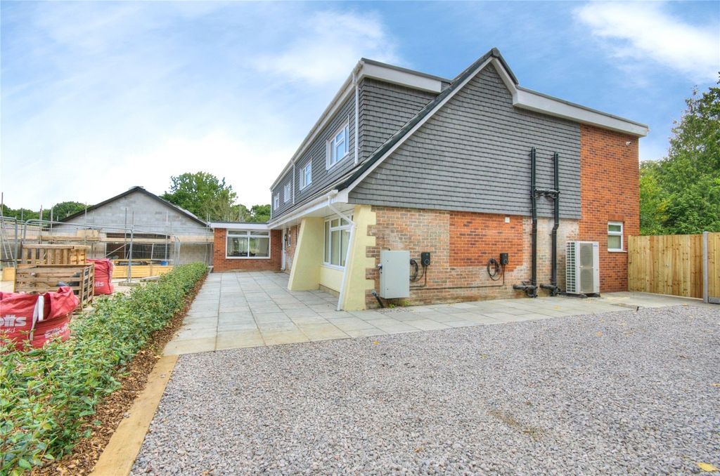 Property photo 1 of 11 Picture No. 09